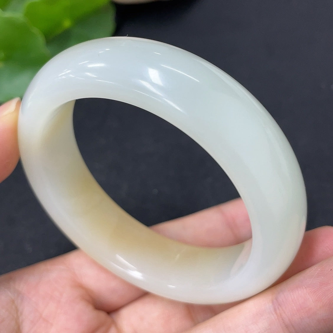 HKHQ Hetian Jade round bracelet, size 54.1 with a total weight of 70.3g, featuring smooth polished green jade beads.