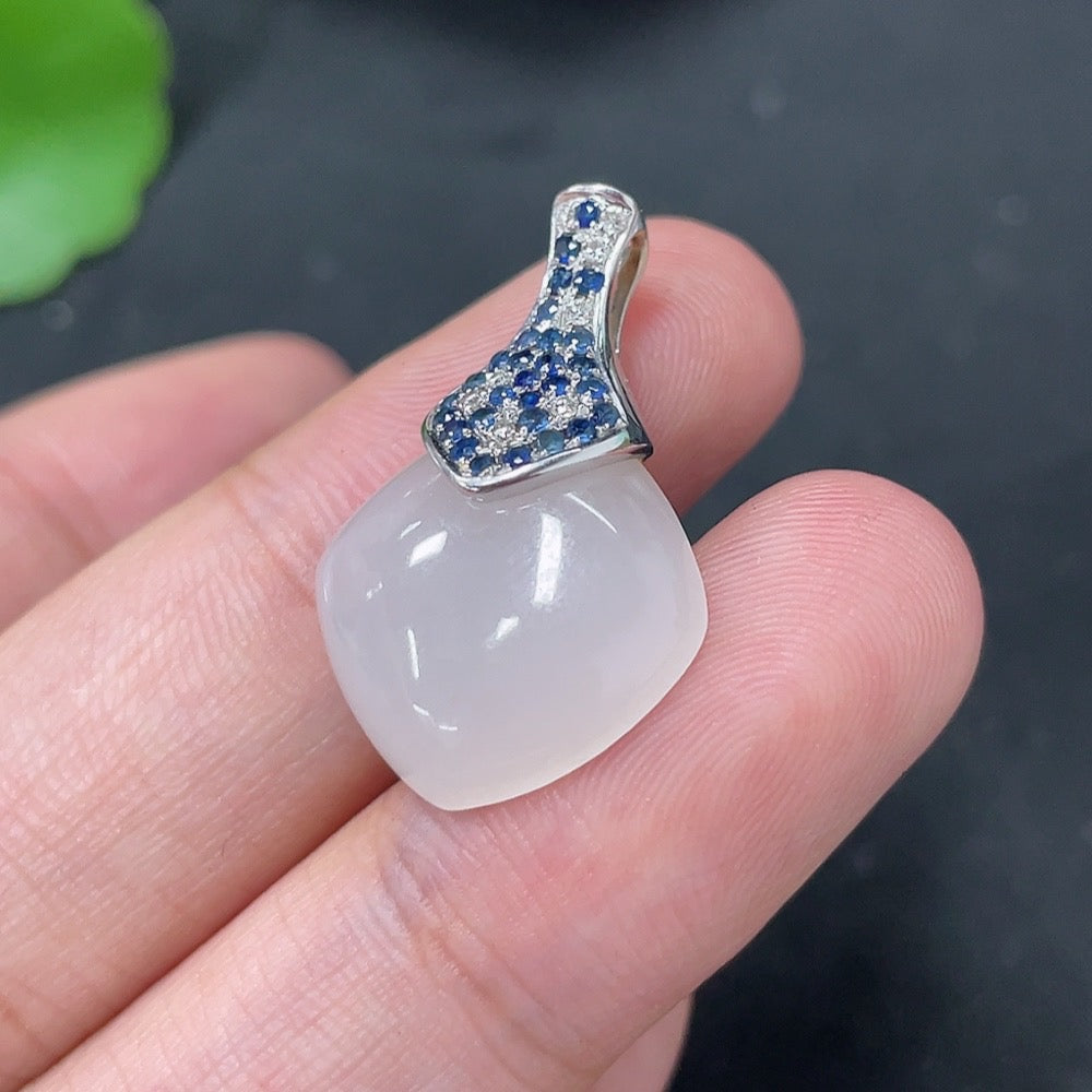 Hetian Jade Inlaid Pendant, 18k Gold, Non-Diamond, Matching Beads Not Hetian Jade, Total Weight Approx. 3.2g