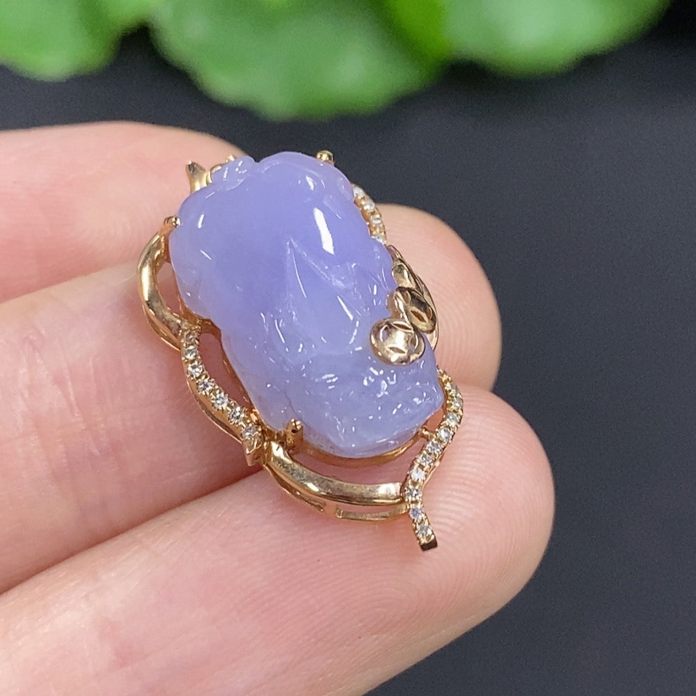 Jadeite Pi Xiu Inlay Pendant 18K Gold Total Weight Approx. 2.7g With Diamond Inlay