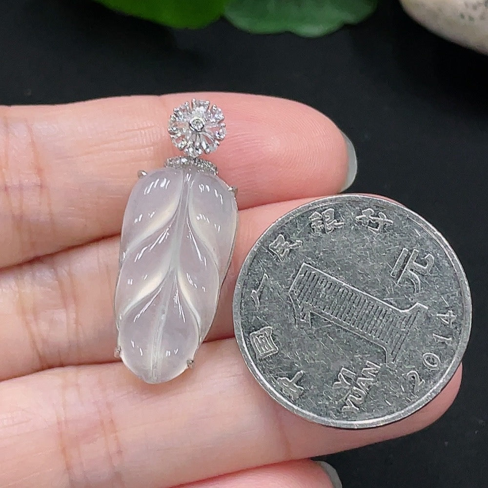 Jadeite Leaf Inlay Pendant 18K Gold Total Weight Approx. 2.6g (With Diamond Accents Only Smallest Side Stones)
