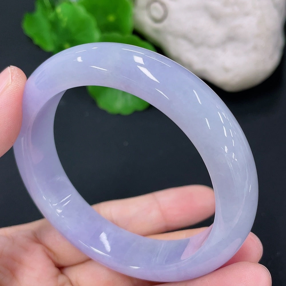 Jadeite Round Bangle