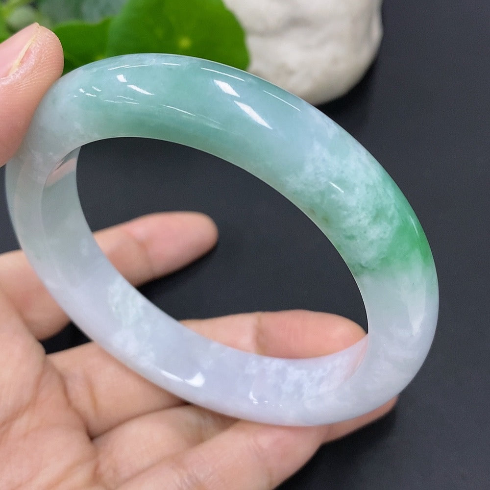 Jadeite Round Bangle Total Weight Approx. 68.3g Size 57.2
