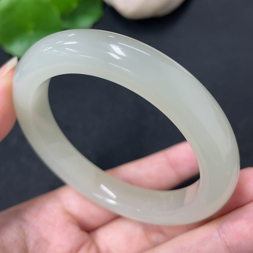 Hetian Jade Round Bracelet