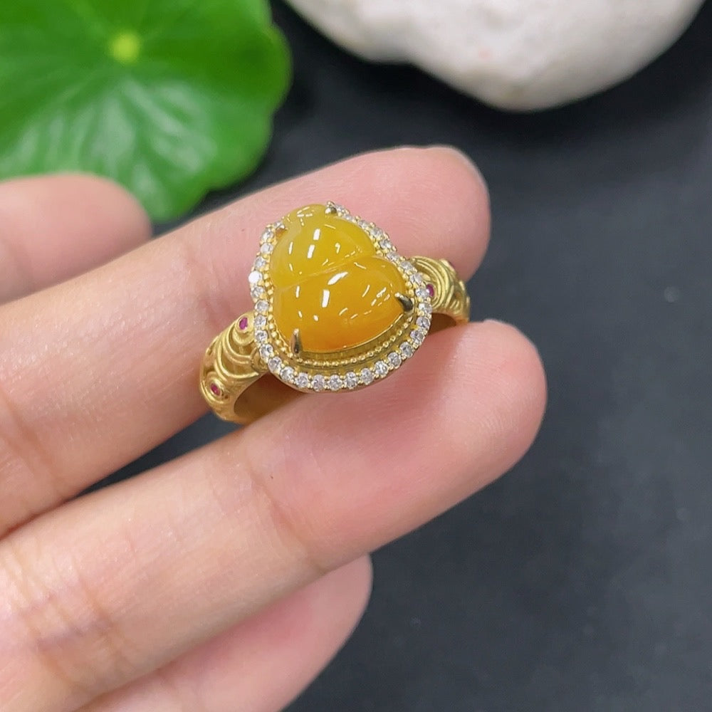 Jadeite Inlaid Ring 18k with Diamond (Colorless) Size 14 Total Weight Approx. 3.87g