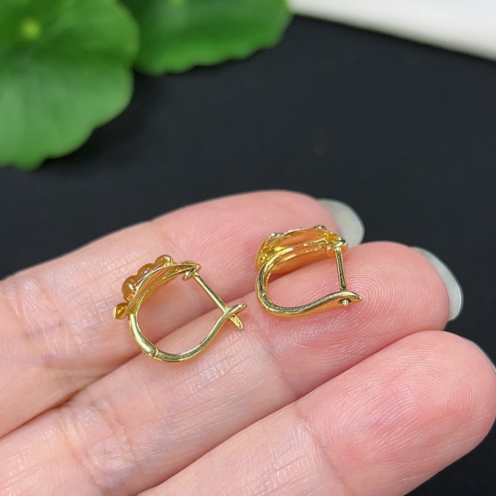 Jadeite earrings pair with 18K gold