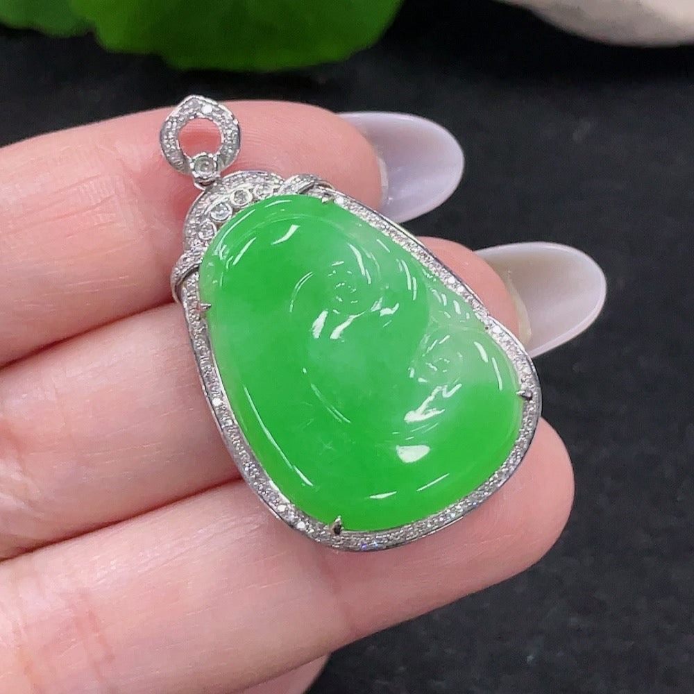 Jadeite Ruyi Pendant 18K Gold Total Weight Approx. 6.7g (With Diamond Accents)