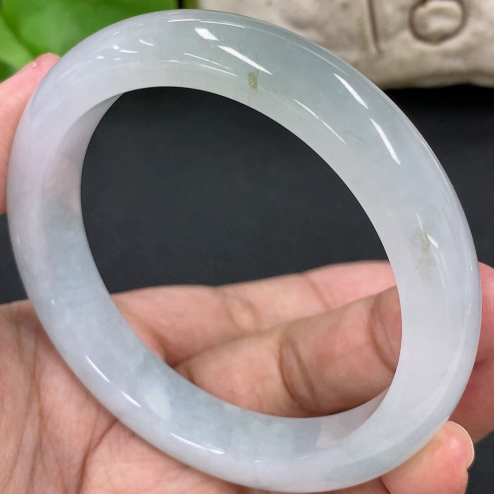 Jadeite Round Bangle
