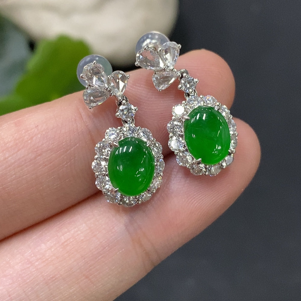 Jadeite Inlaid Piece 18K Gold Setting with Diamond Accent Total Weight Approx. 4.5g [Total Value: $10,012 USD]
