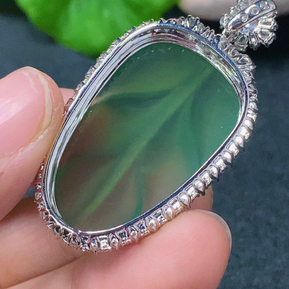 Jadeite Leaf Pendant 18K Gold Inlaid Total Weight Approx. 12.45g