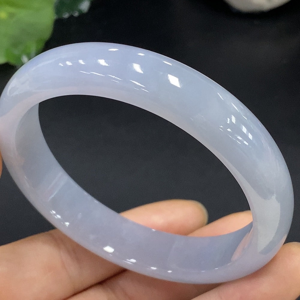 Jadeite Round Bangle    Size 58.1  Total Weight Approx. 52.05g