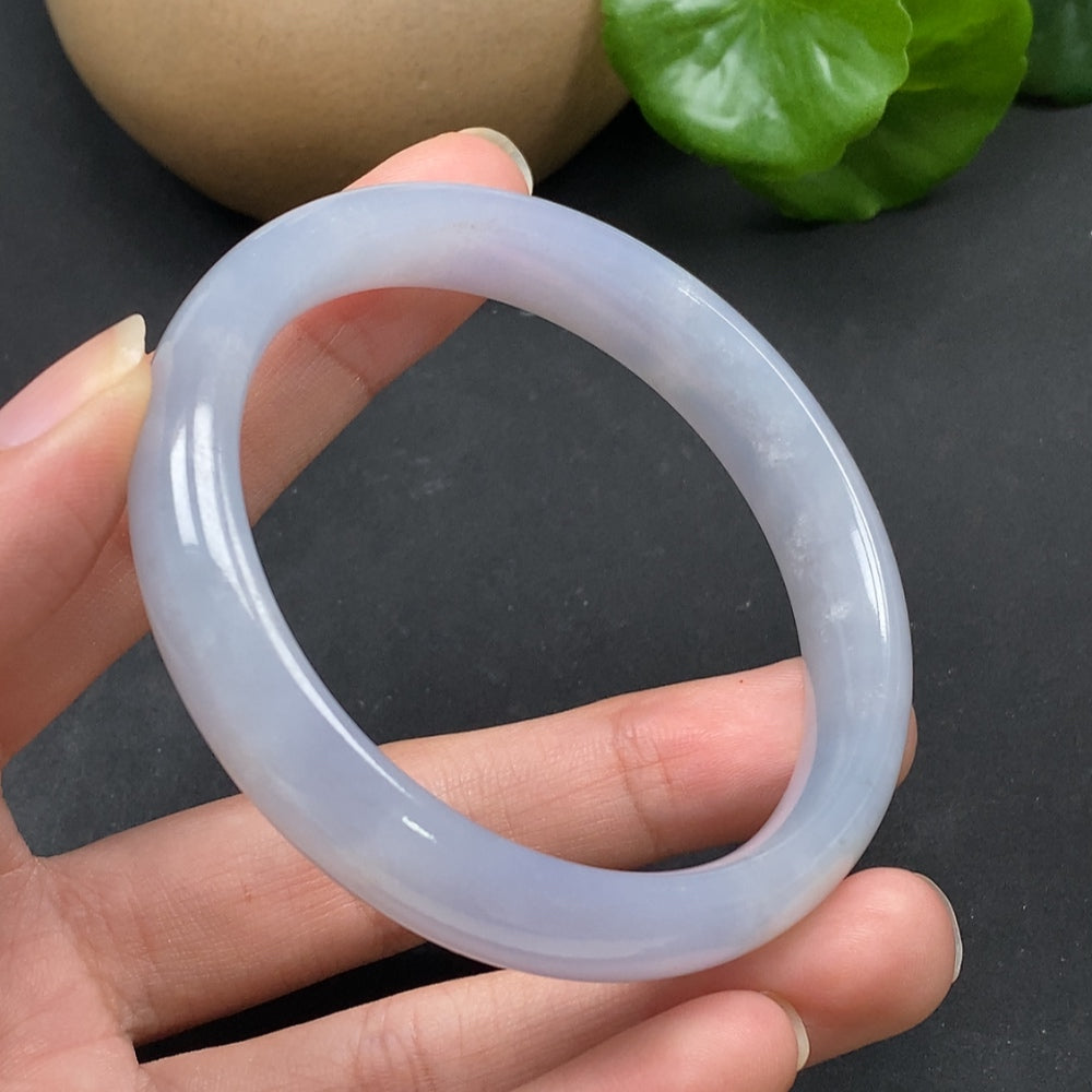 Jadeite Round Bangle