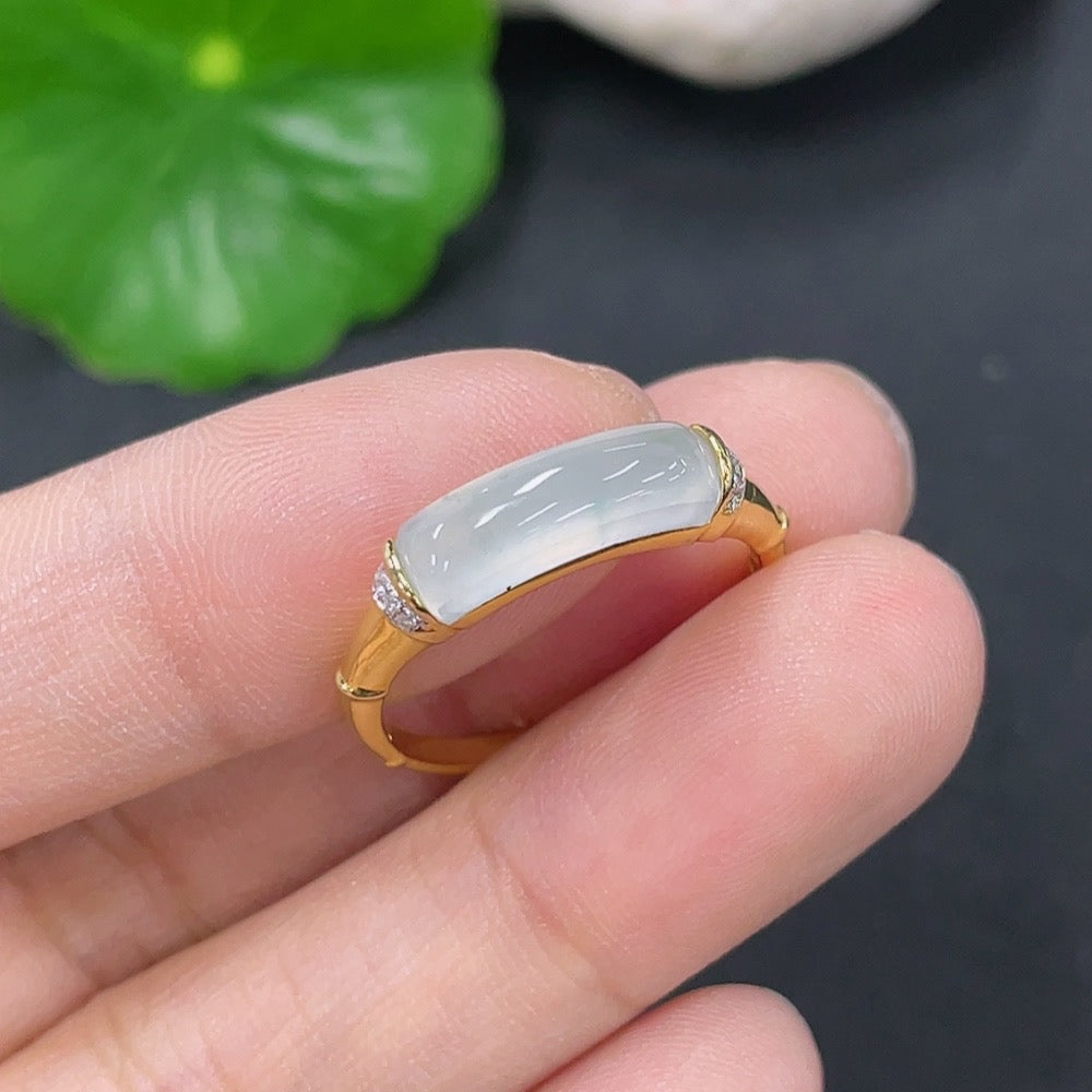Jadeite and Diamond Ring 18k Size 14 Total Weight Approx. 1.91g