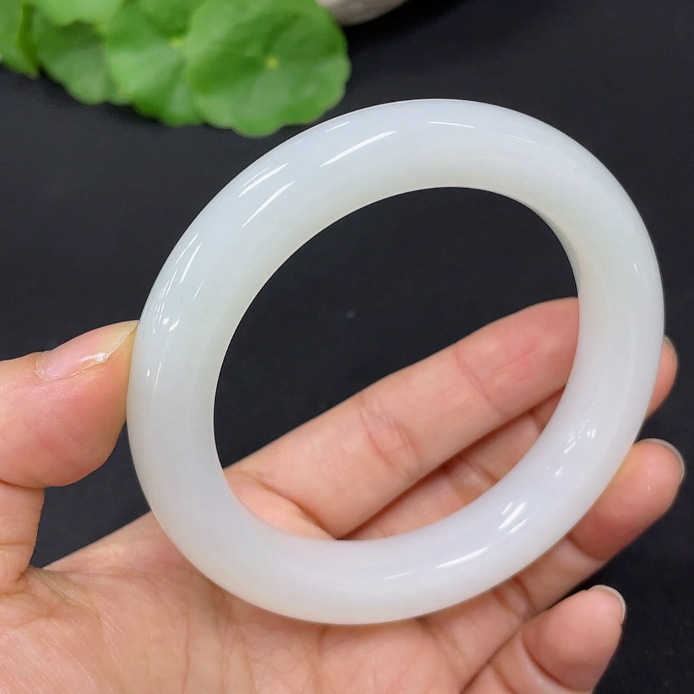 Hetian Jade Round Bracelet Size 56.5 Total Weight Approx. 63.7g