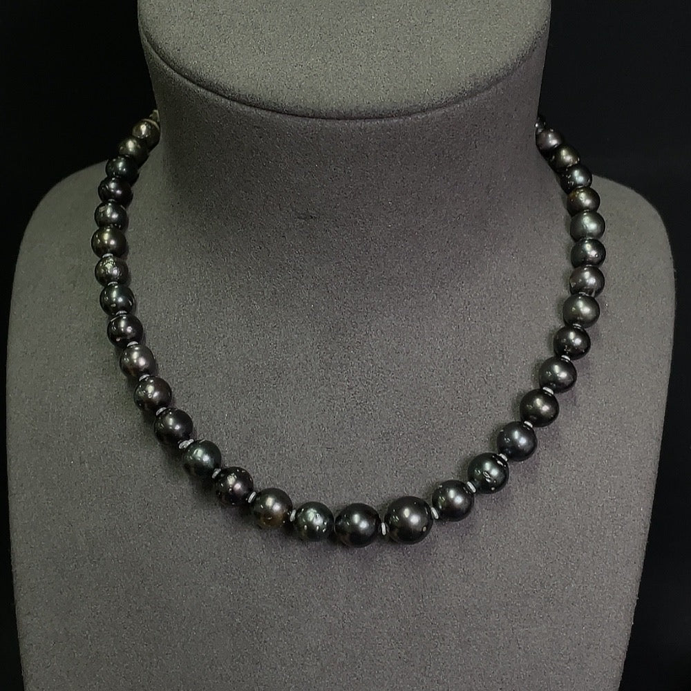 Seawater Pearl Strand  Non-Gold Setting  Approximately 8.1mm  Total Weight About 40.03g  Color Origin Undetermined