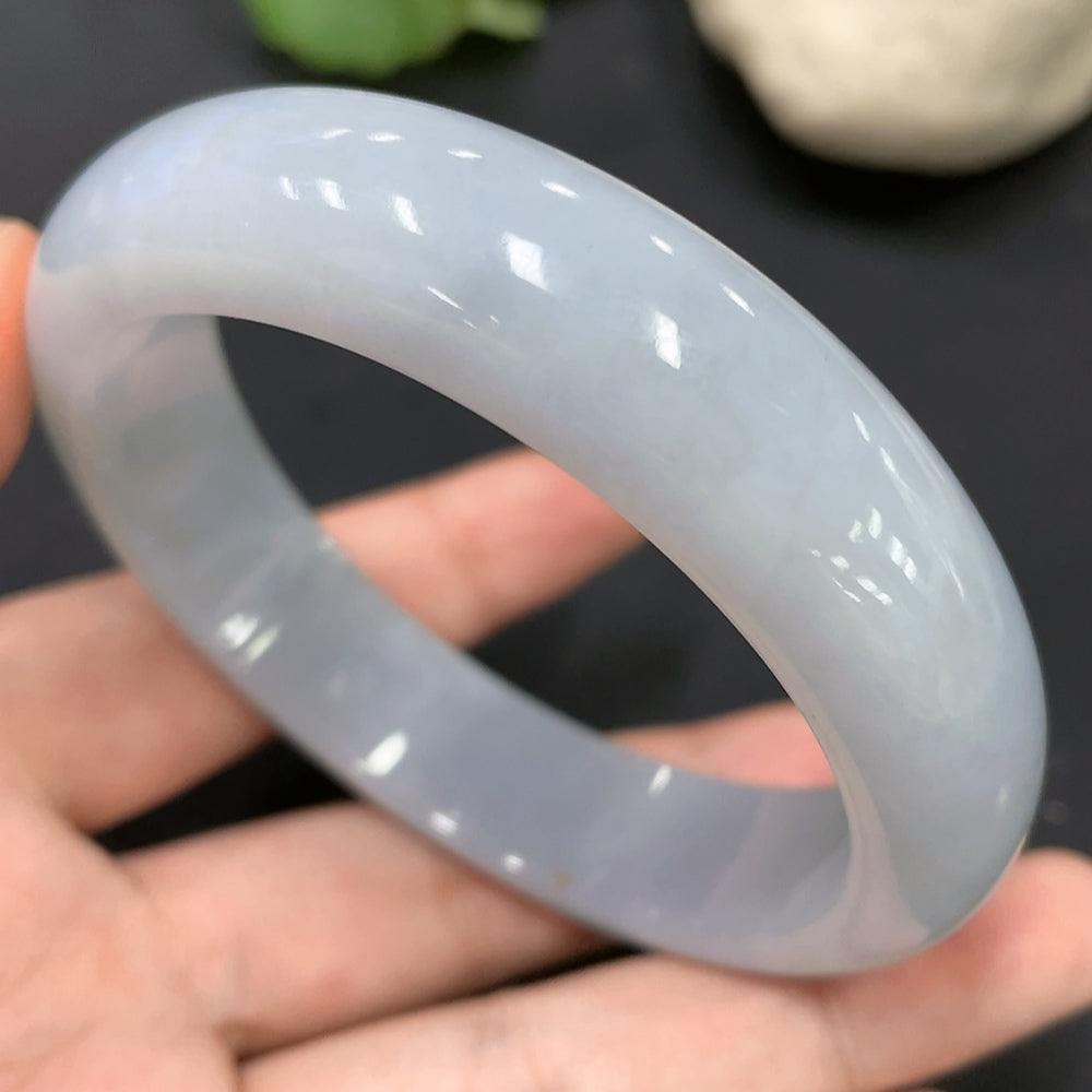 Jadeite Regular Bangle Size 58.5 Total Weight 70.971g