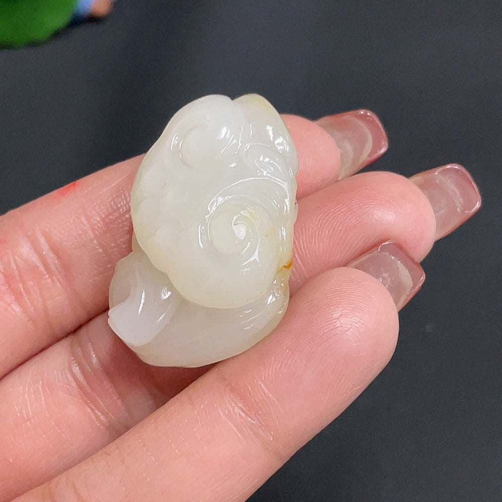 Hetian Jade Pendant, Ruyi, Undetermined Skin Color Origin, Total Weight Approx. 16.6g