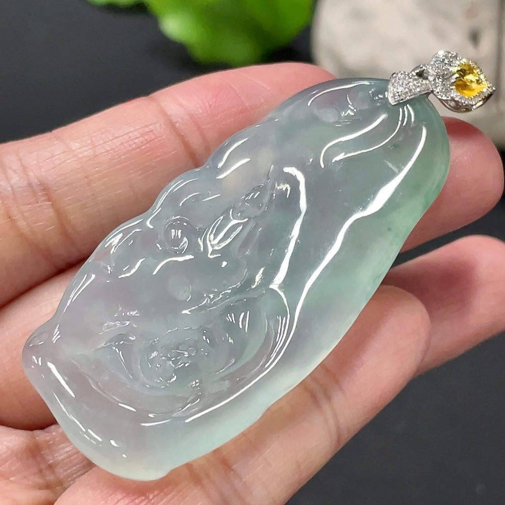 Jadeite Formless Guanyin Pendant with 18K Gold Clasp, Total Weight Approx. 21.66g