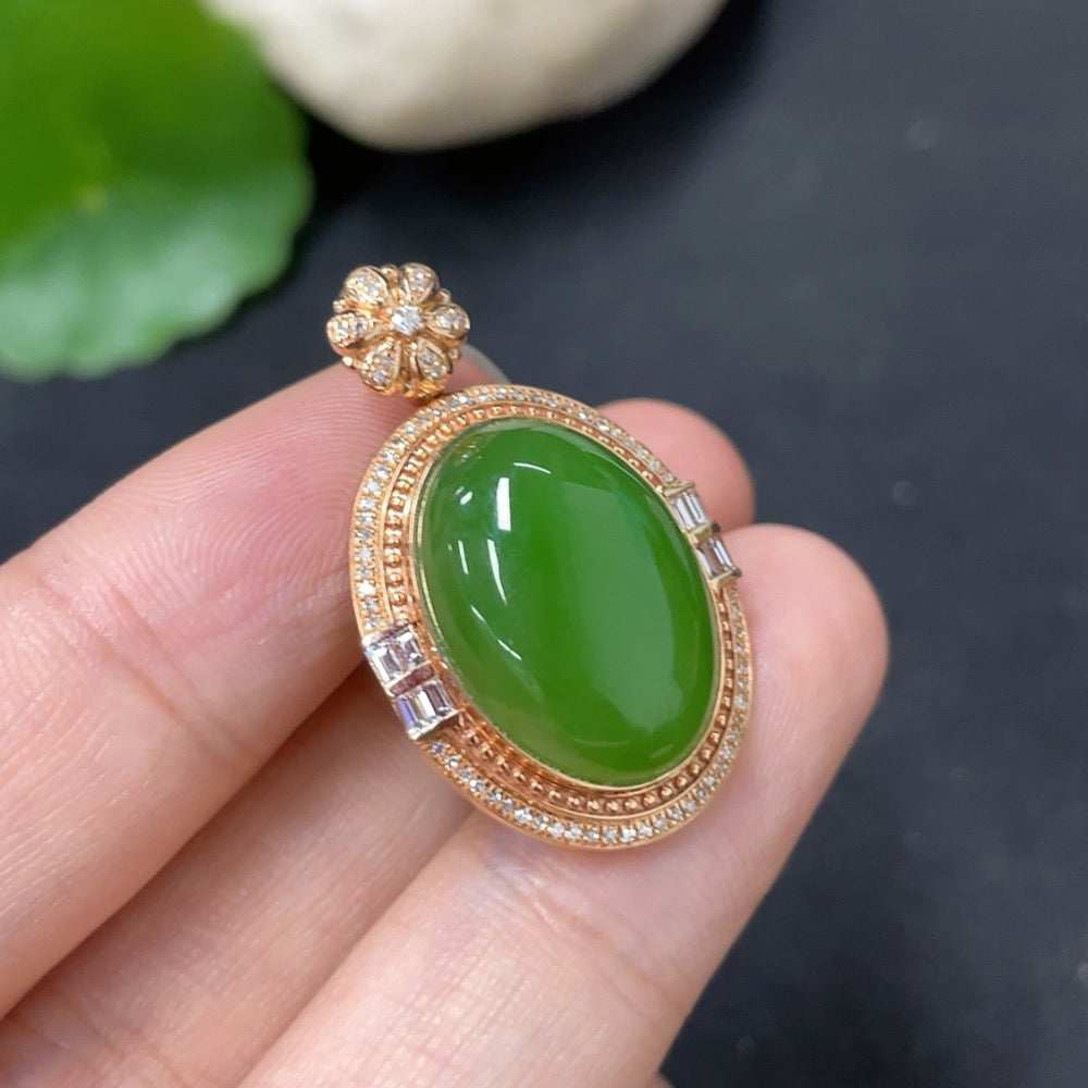 Hetian Jade Jasper Inlaid Pendant with Diamond Accents in 18K Gold, Total Weight Approx. 3.7g