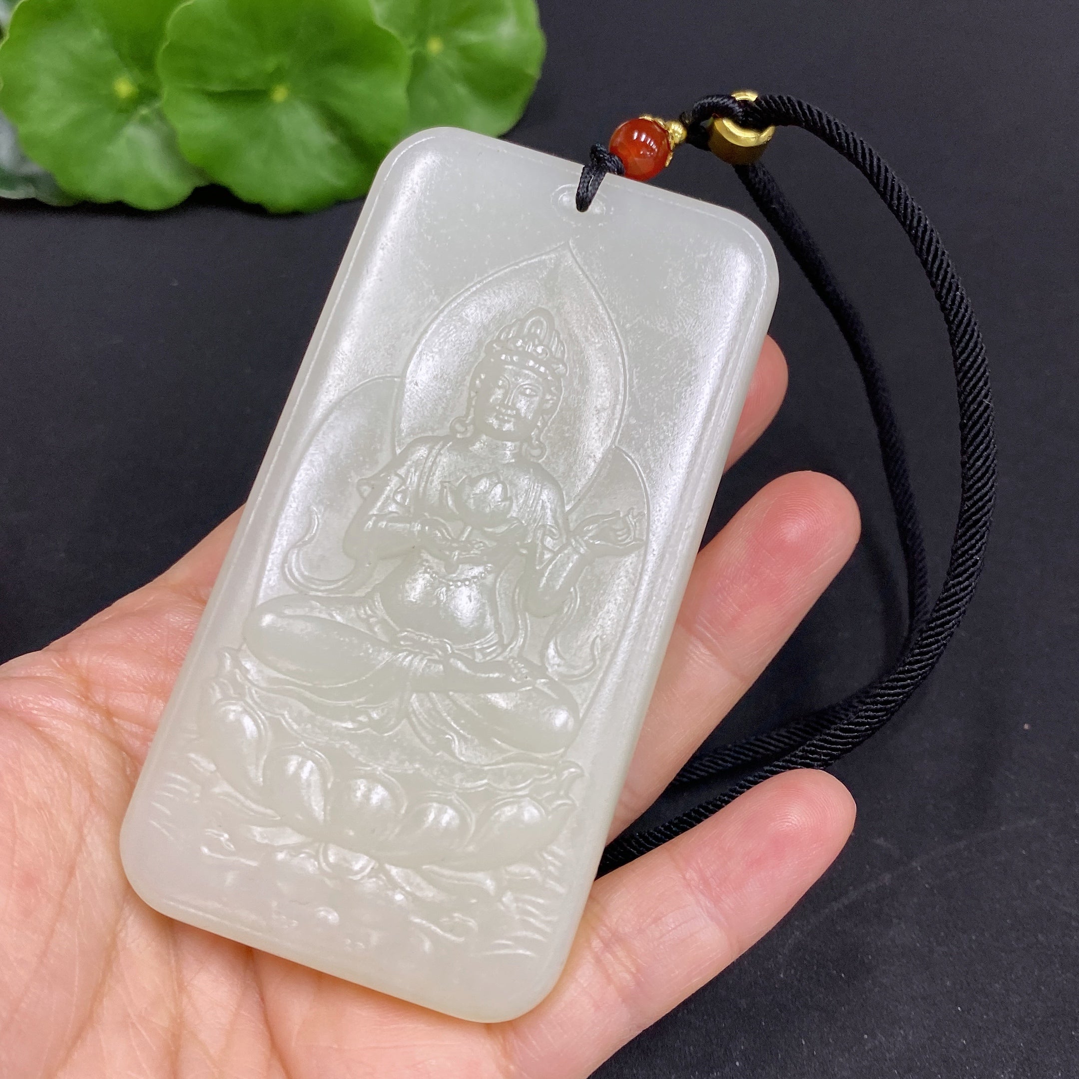 Hetian Jade Pendant Guanyin Gross Weight (with rope) 106.5g