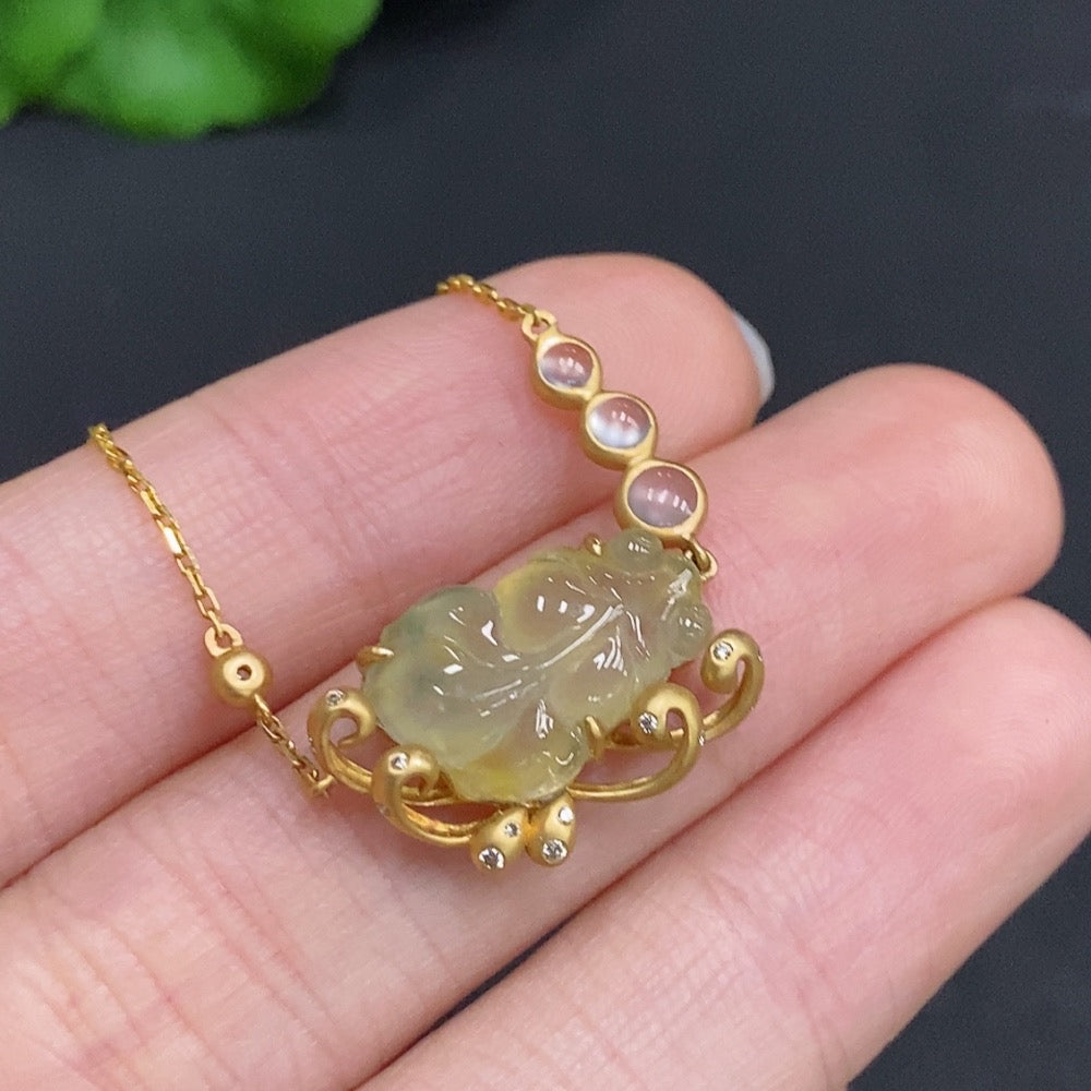 Jadeite Gold and Jade Full House Inlaid Pendant 18k Gold Total Weight Approx. 4.9g (Including Chain) with Diamond Accents