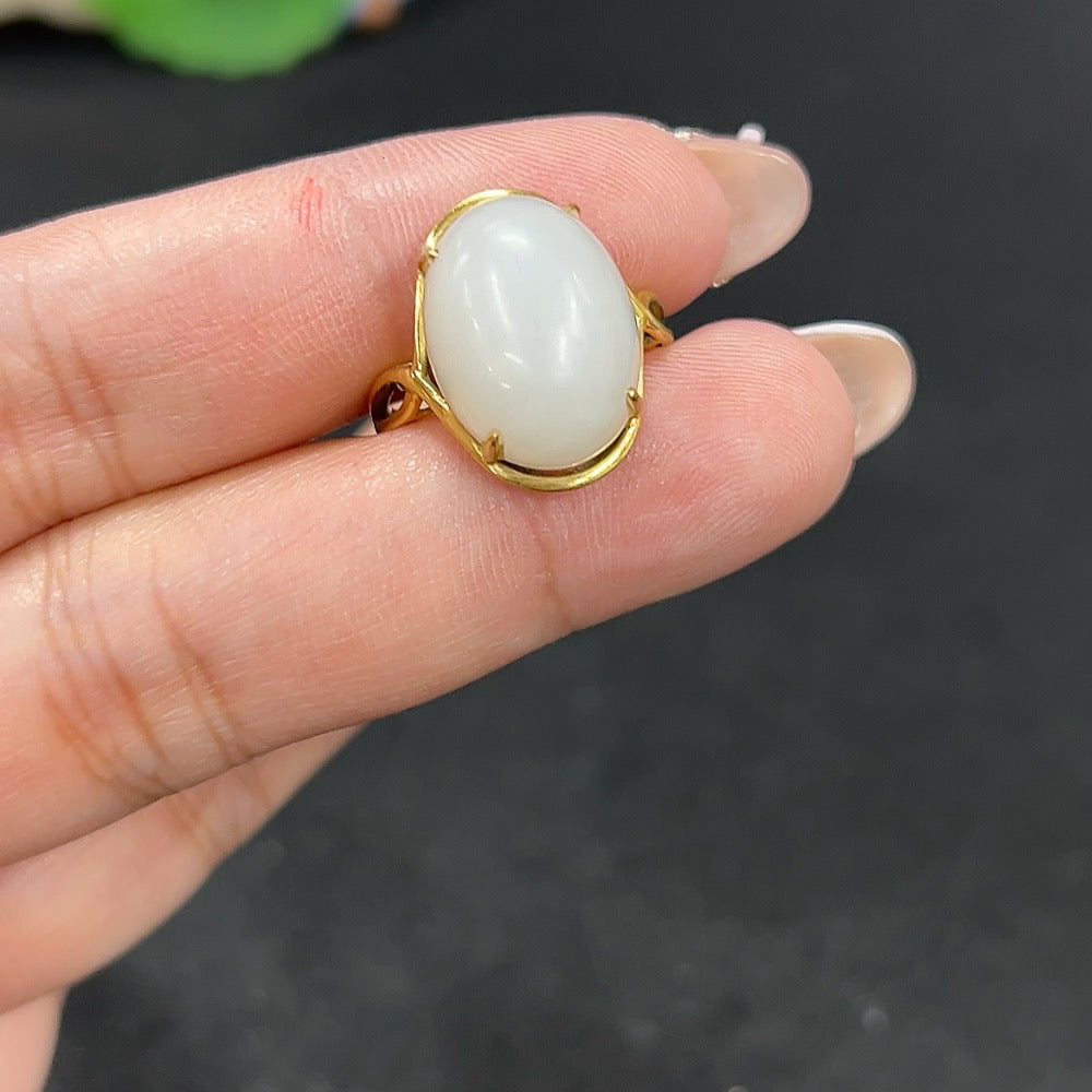 Hetian Jade Inlaid Ring Size 12.5 Total Weight 4.9g 18k