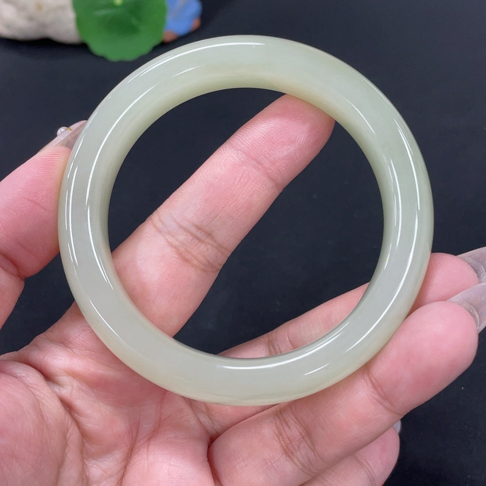 Hetian Jade Round Bracelet Size 58.6 Total Weight Approx. 65.6g