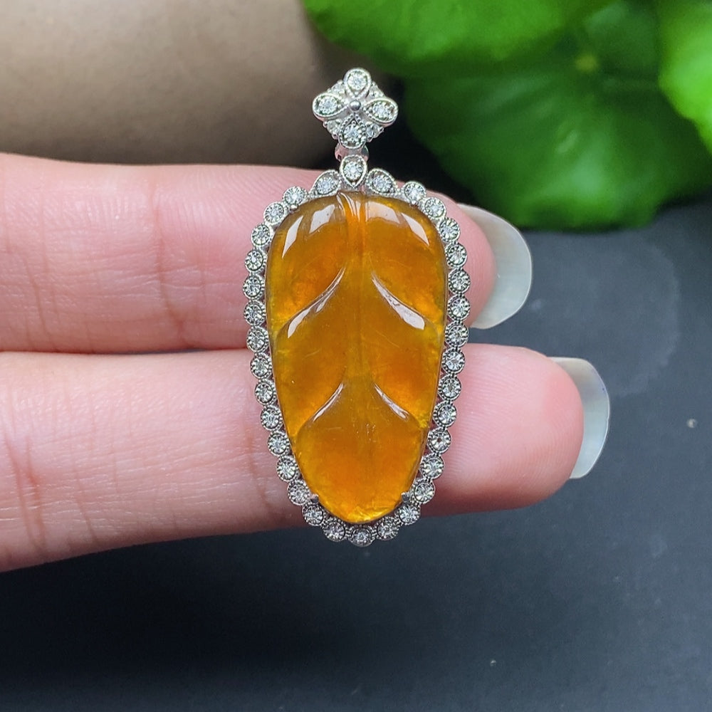 Jadeite Inlaid Pendant Leaf with Diamond Accents 18k Color Origin Undetermined Total Weight Approx. 4g