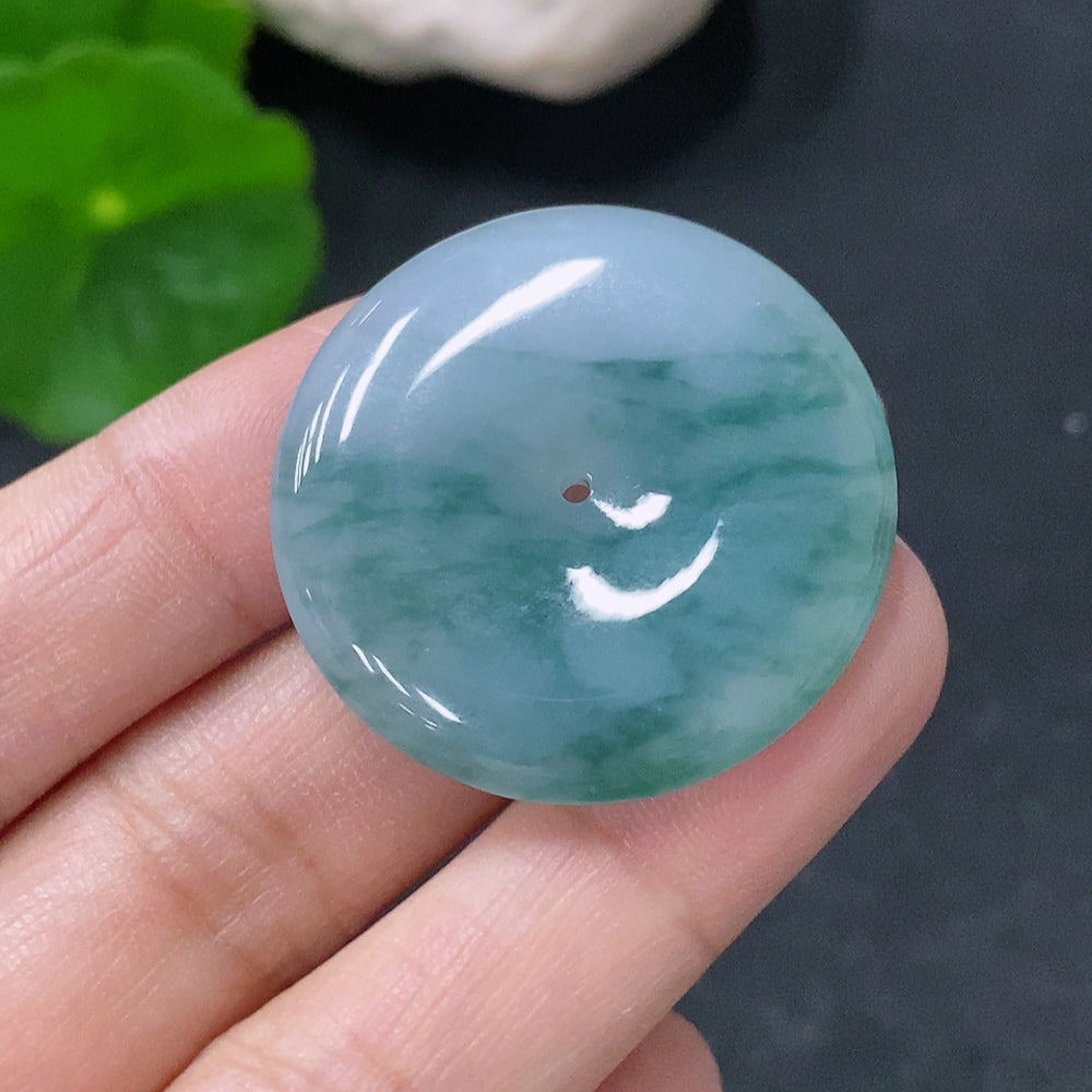JadeitePendant Peace Knot, Total Weight: Approx. 11g
