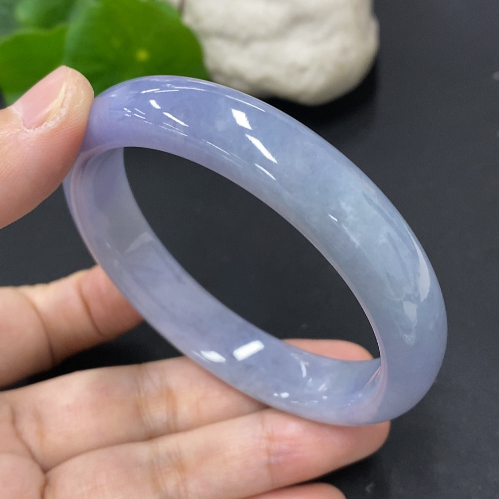 Jadeite Round Bangle