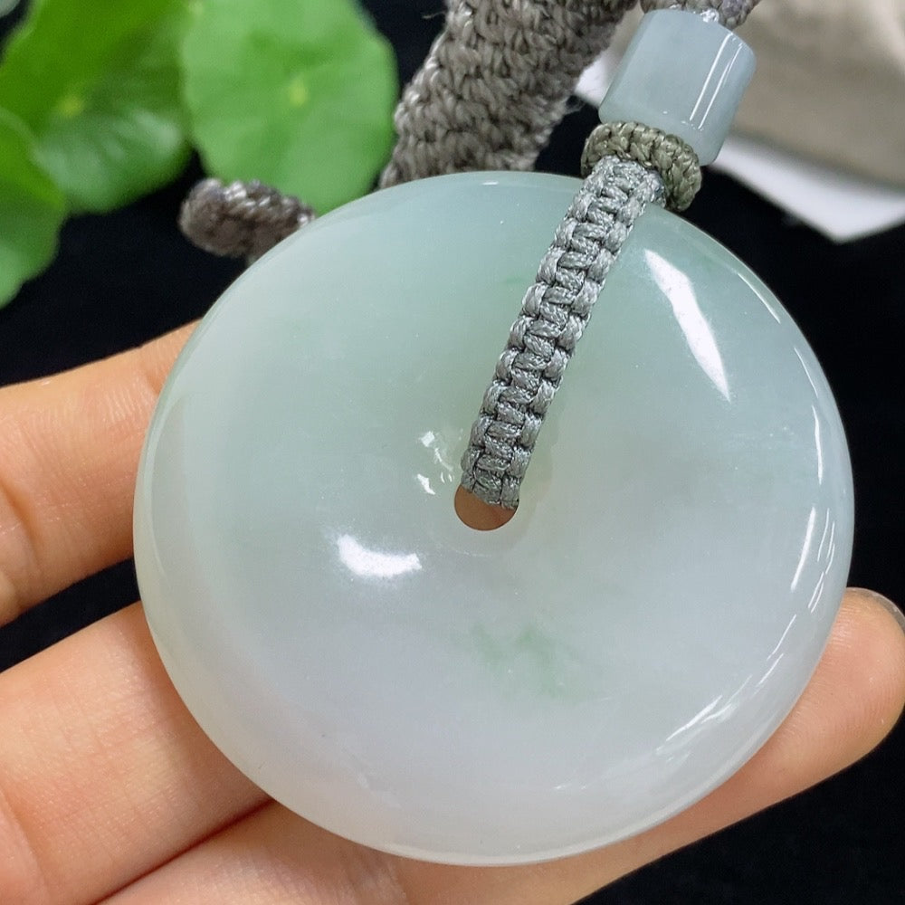 Jadeite Peace Knot Pendant Total Weight Approx. 68.06g (Including Rope Weight)