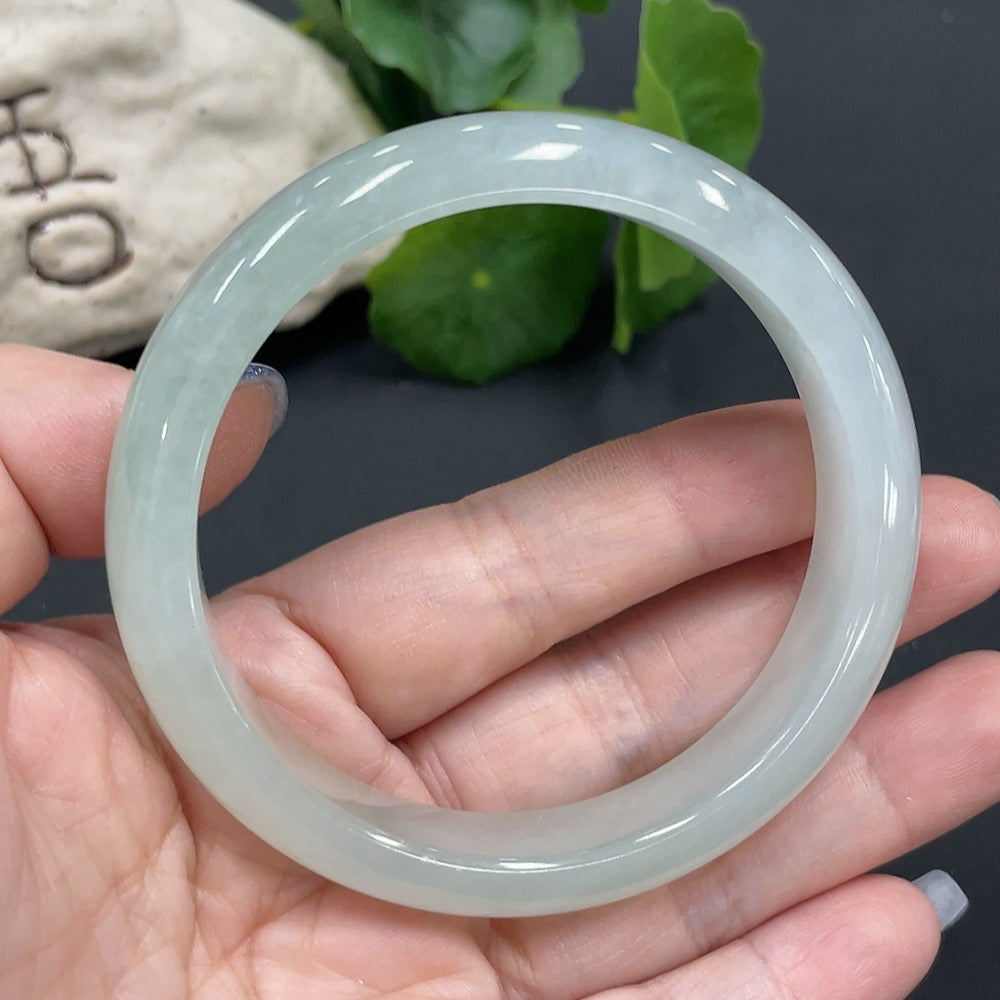 Jadeite Round Bracelet 57.3 Inner Diameter