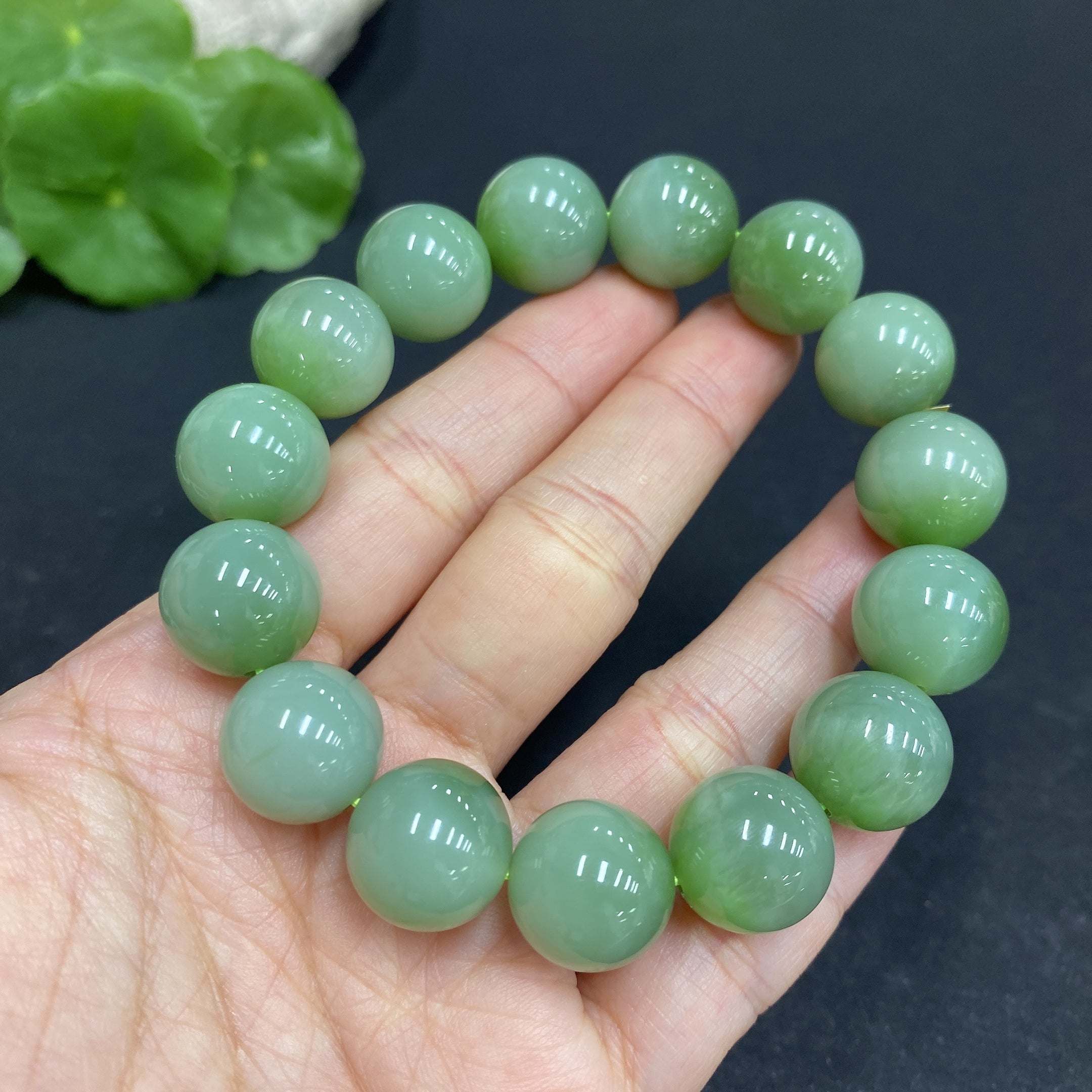 Hetian Jade Bracelet Approx. 13.5mm Total Weight Approx. 60.9g