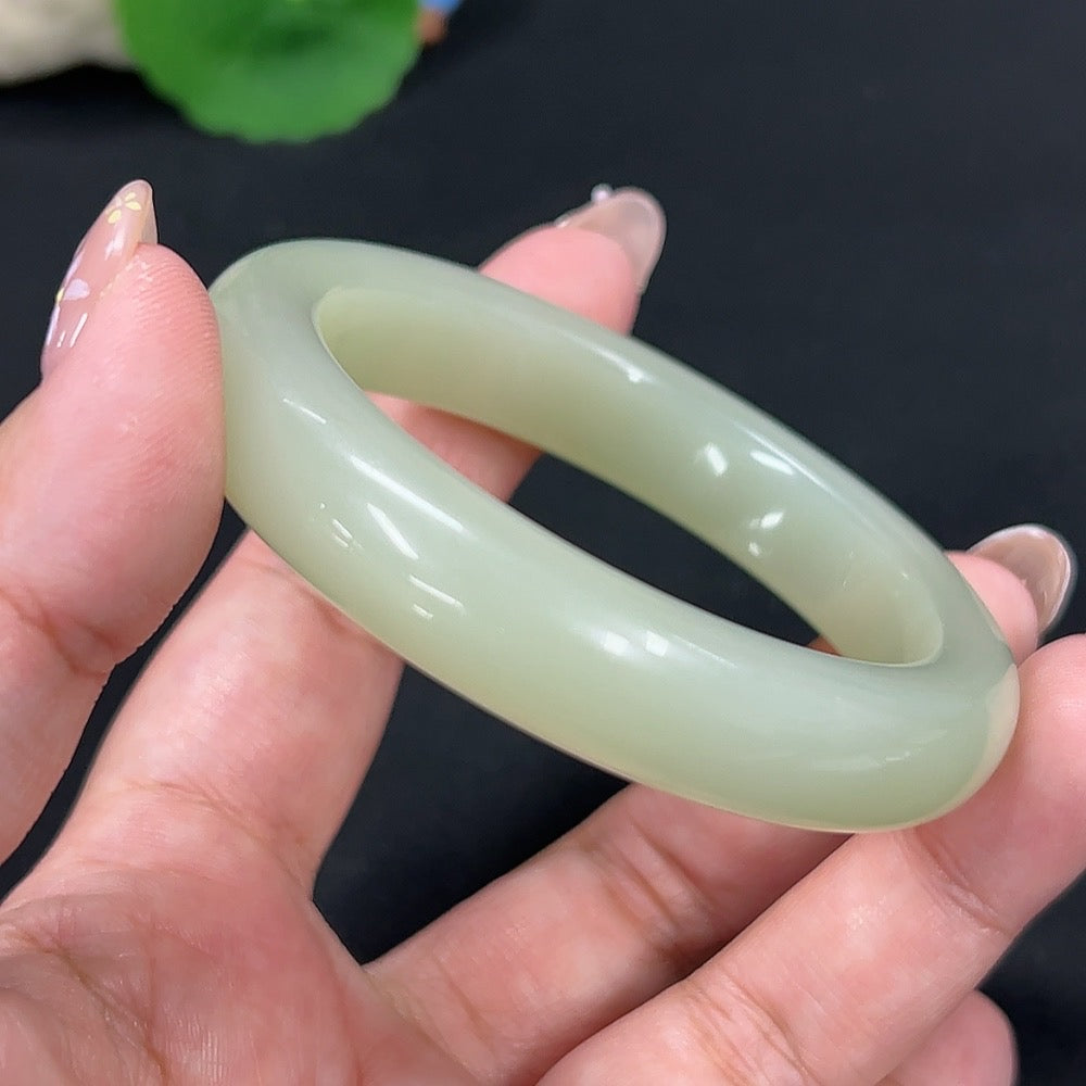 Hetian Jade Round Bracelet Size 54.3 Total Weight Approx. 55.4g