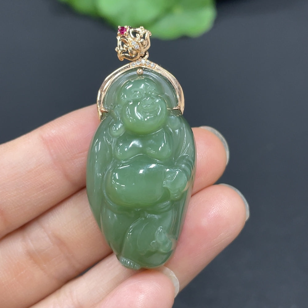 Hetian jade Buddha pendant with 18K gold and diamond accents, weighs approximately 13.7g, featuring detailed craftsmanship.