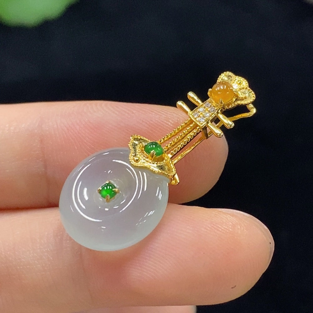 Jadeite Safety Buckle Pendant with 18K Gold, Total Weight Approx. 3.24g