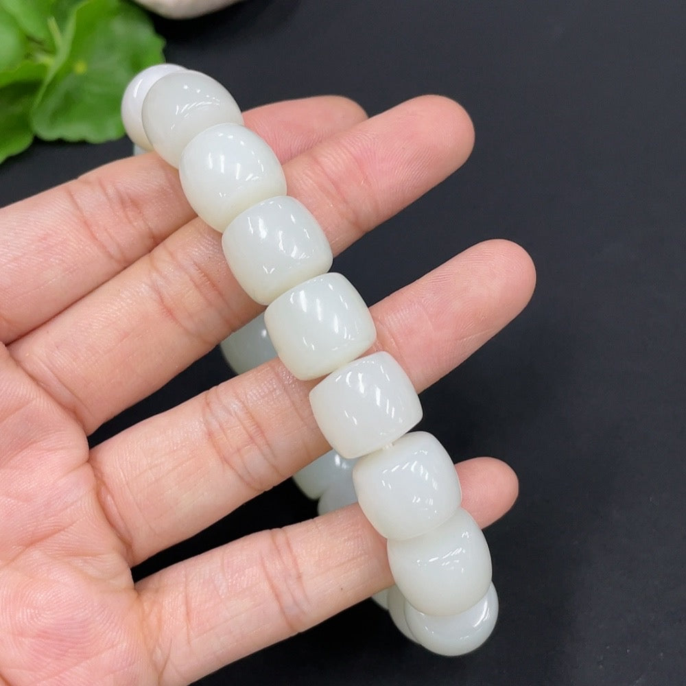 Hetian Jade Bead Bracelet, approx. 13mm, total weight approx. 66.1g
