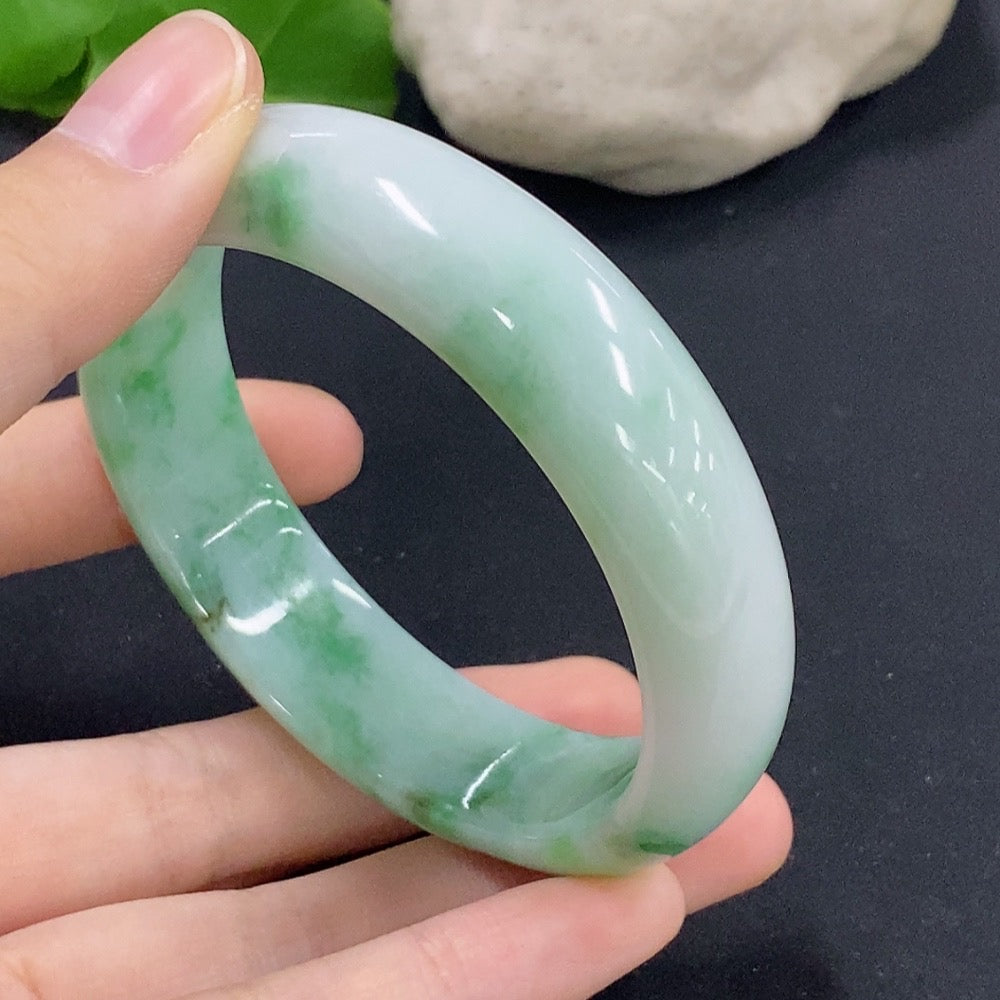 Jadeite Round Bangle