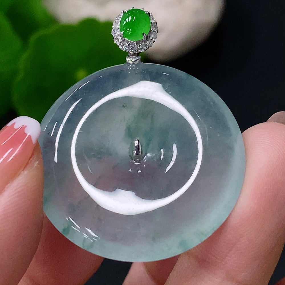 JadeitePendant Peace Knot 18K Total Weight Approx. 11.28g
