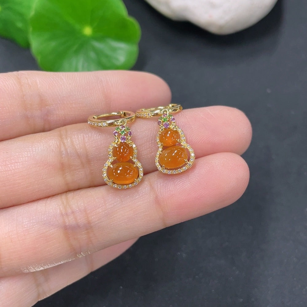 Jadeite inlaid earrings 18k with diamonds (colorless) total weight approx. 2.6g