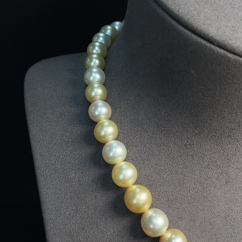 Seawater Pearl Strand Non-Gold Setting Size 9.3-11.7mm Approx. Total Weight About 63.86g Color Origin Undetermined