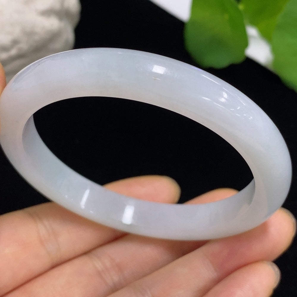 Jadeite Round Bangle