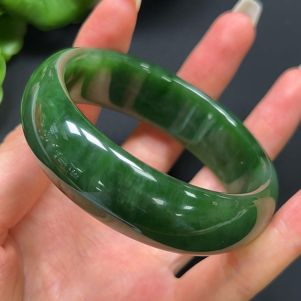Hetian Jade Round Bangle