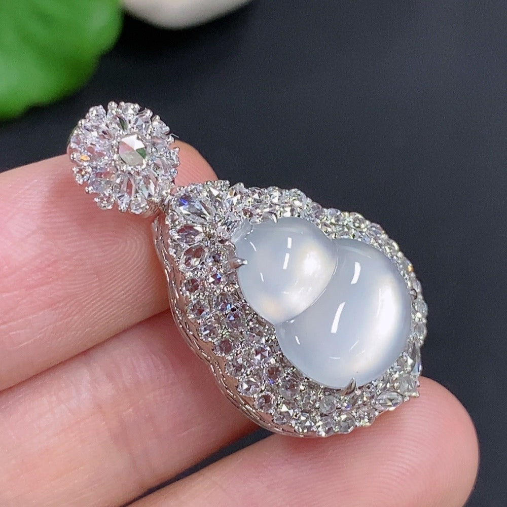 Jadeite gourd pendant with diamond accents in 18k gold, HKHQ necklace featuring intricate inlay work and elegant design