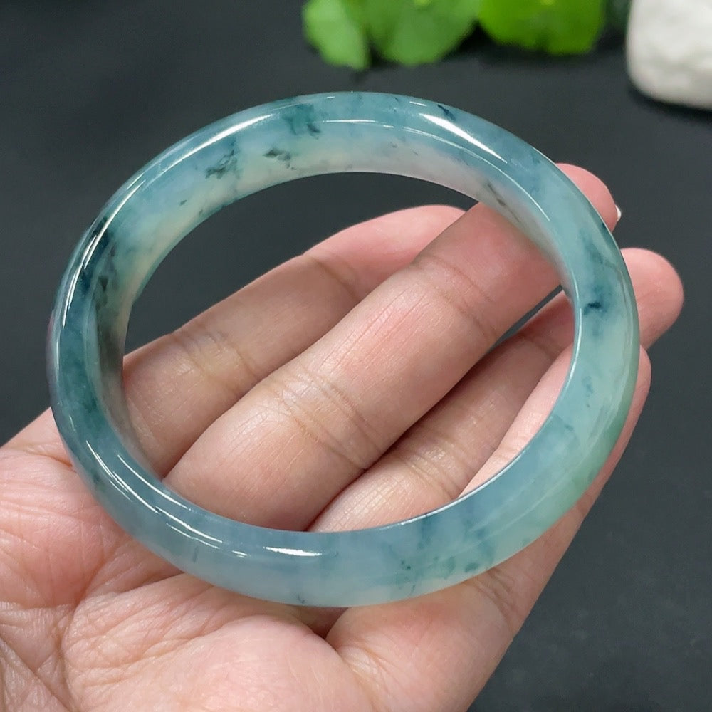 Jadeite Concubine Bracelet Size 55.2 Short Diameter 47.9 Total Weight 45.164g