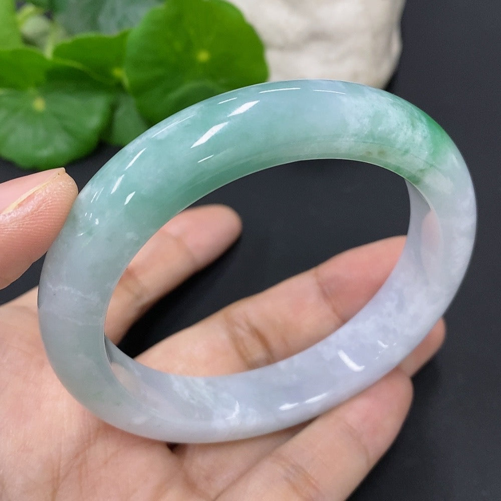 Jadeite Round Bangle Total Weight Approx. 68.3g Size 57.2