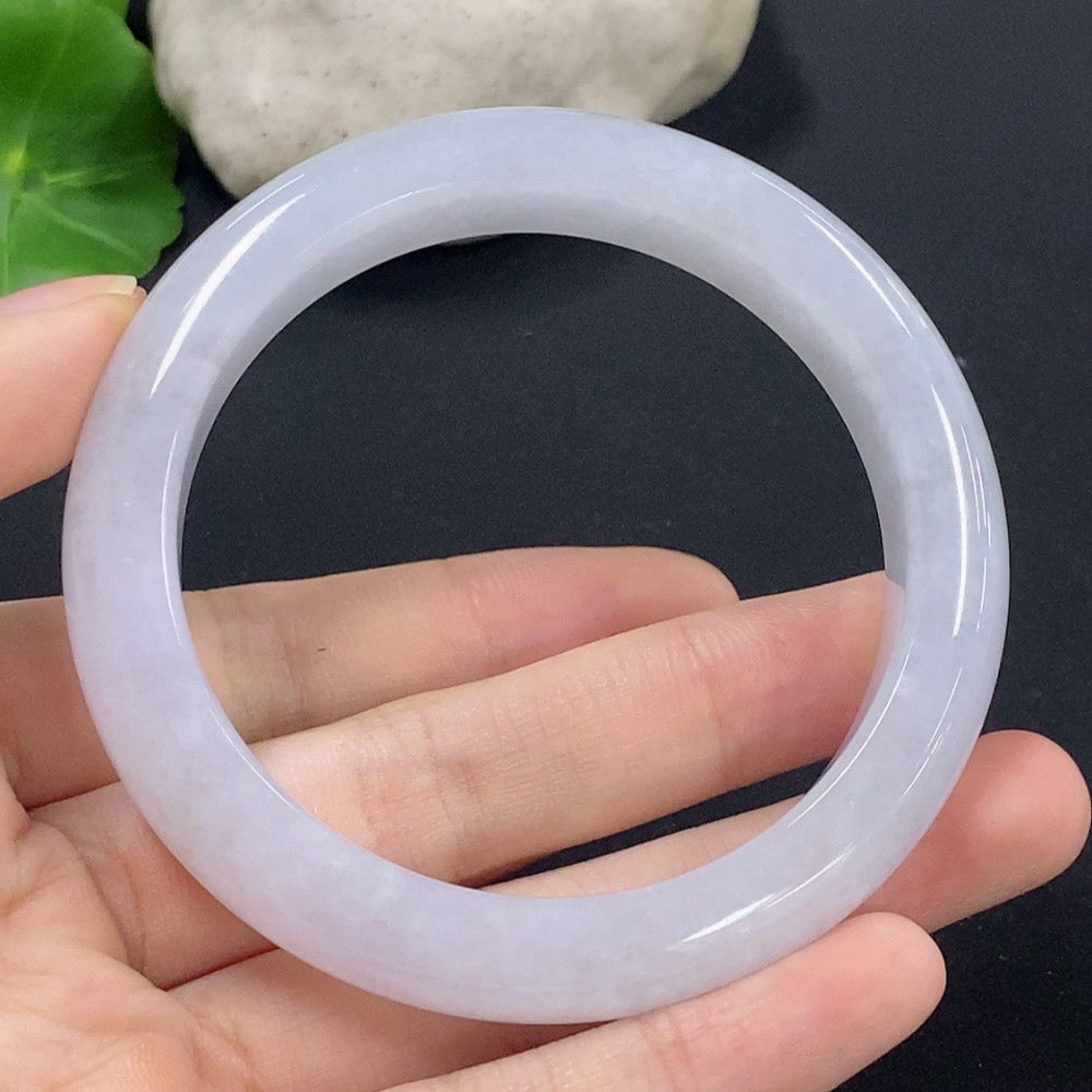 Jadeite Round Bangle