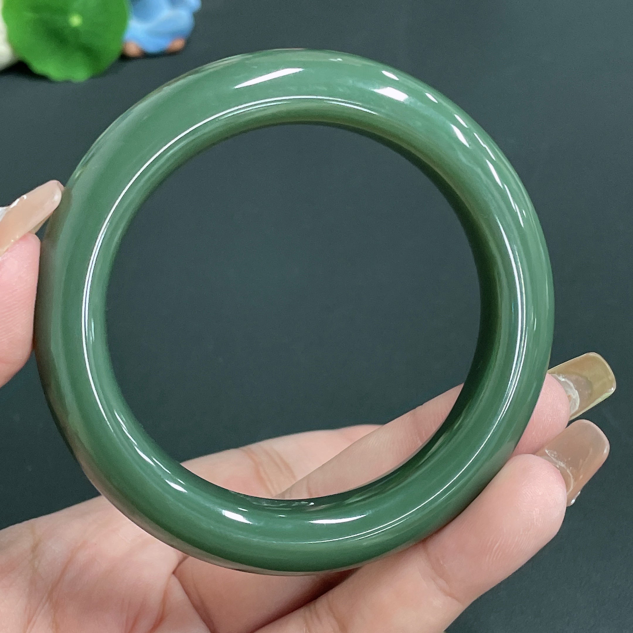 Hetian Jade Round Bracelet Size 56.7 Total Weight Approx. 70.33g