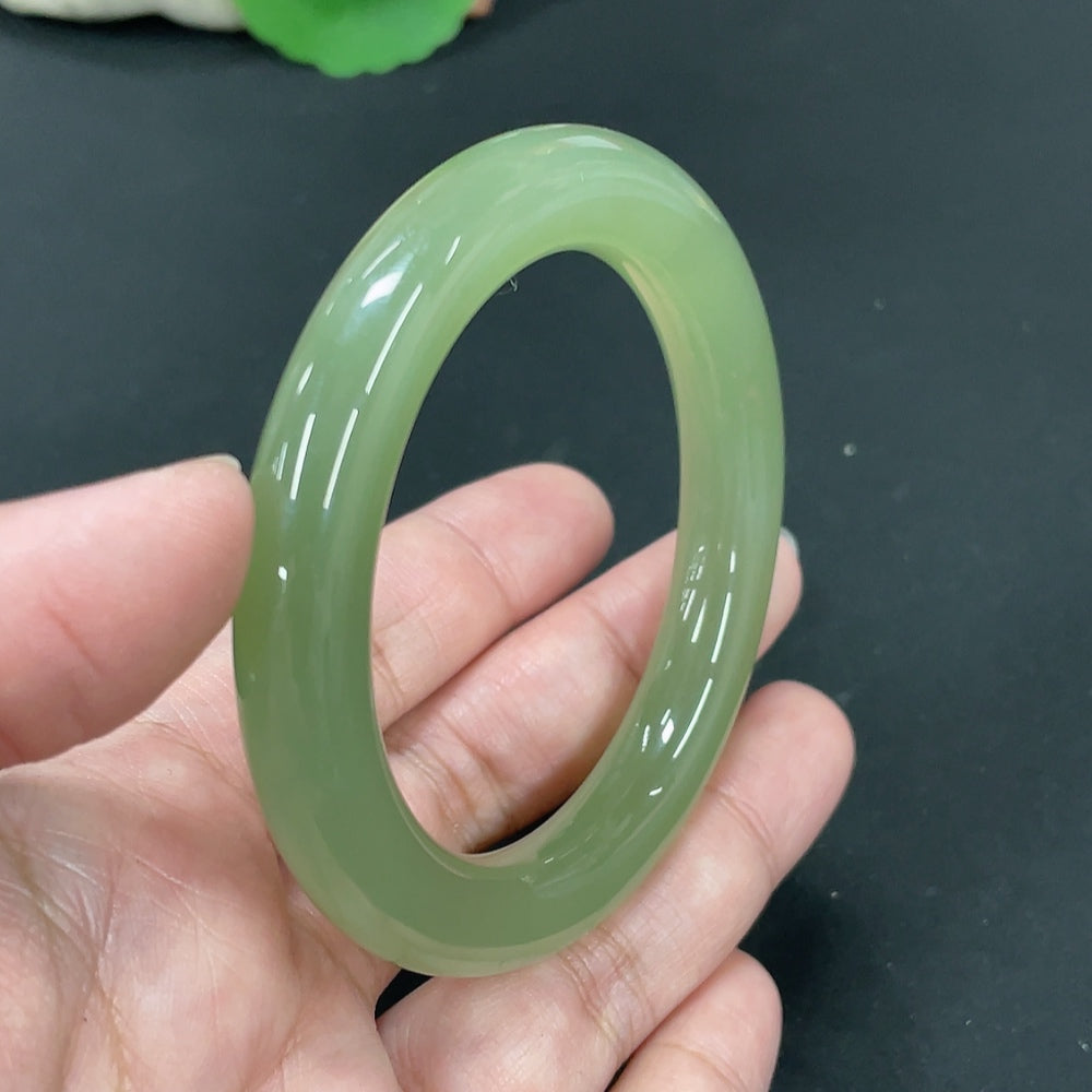 Hetian Jade Round Bracelet Size 54.3 Total Weight Approx. 51.2g