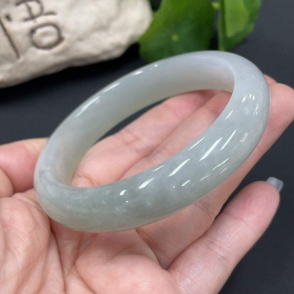 Jadeite Round Bracelet 57.3 Inner Diameter