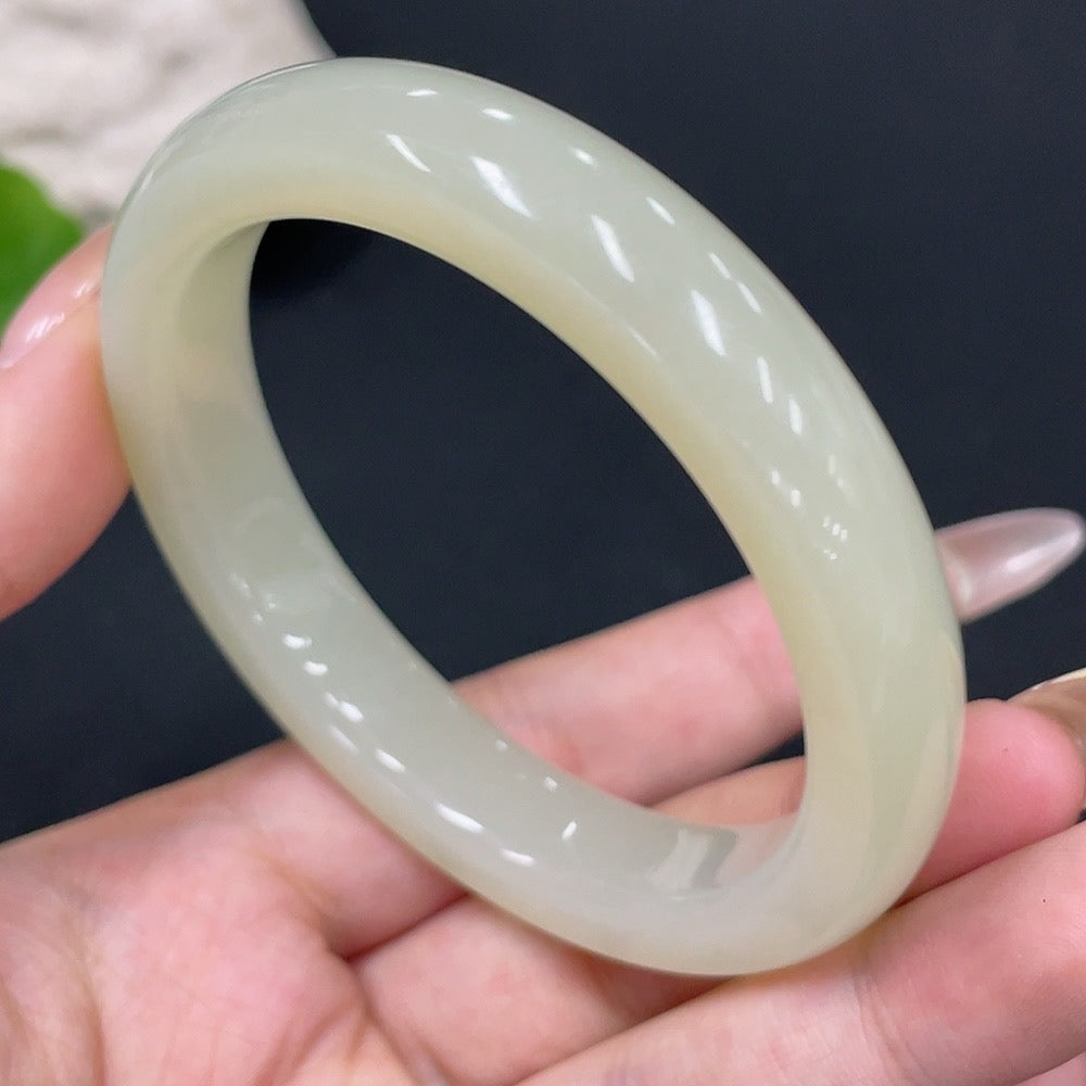 Hetian Jade Round Bracelet Size 57.1 Total Weight Approx. 50.4g